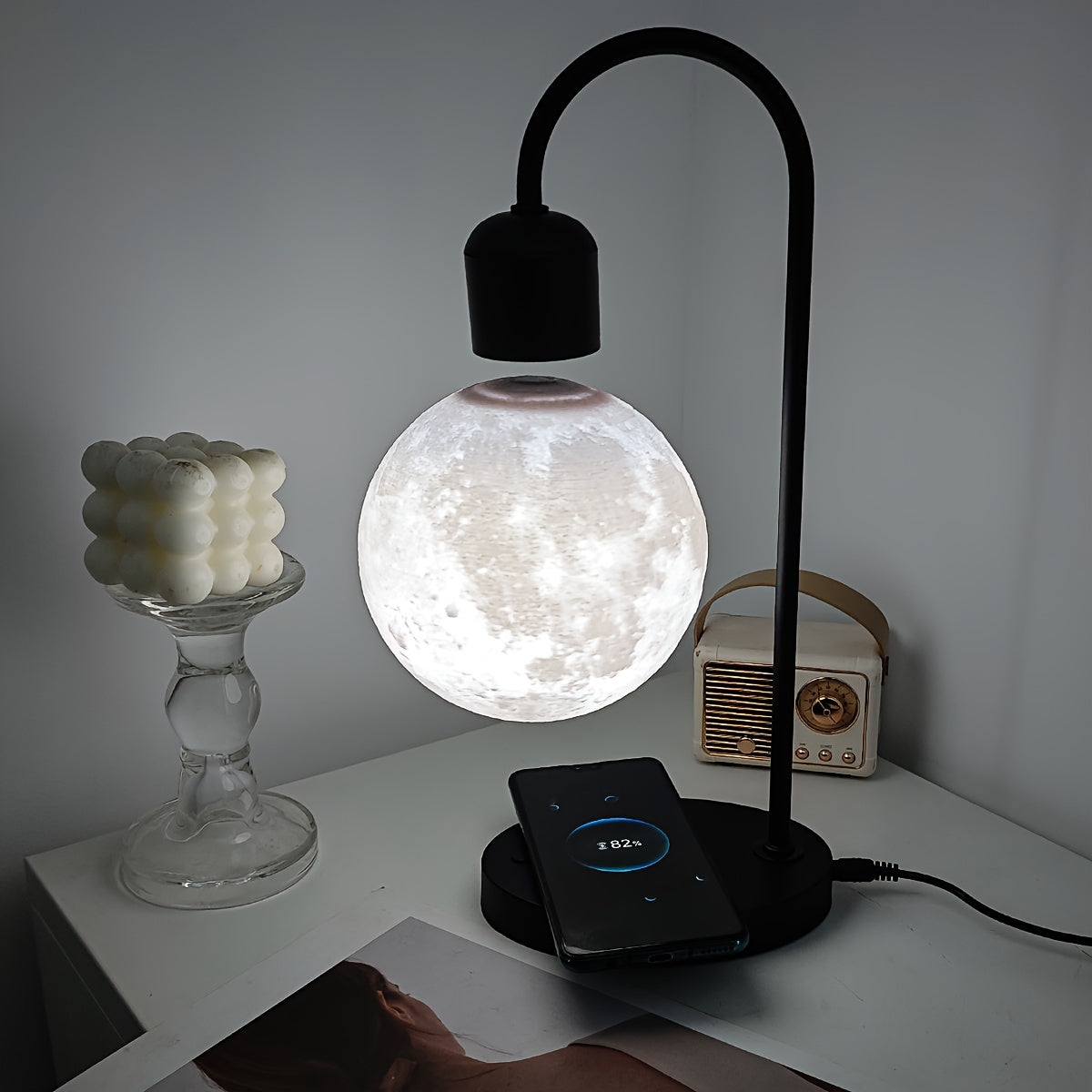 1pc Magnetic Floating Moon Lamp, Table Lamp, Desk Lamp, 15w Wireless Phone Charger, 3-color Adjustable